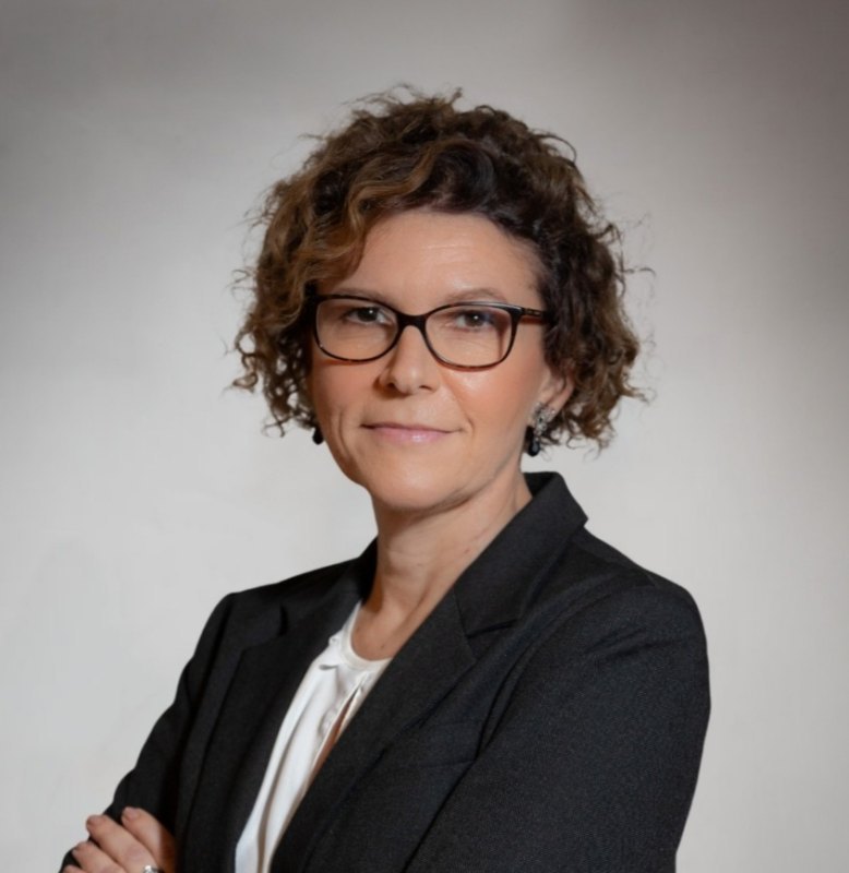 KARLA LIPARIZI EMMERICH DE SOUZA